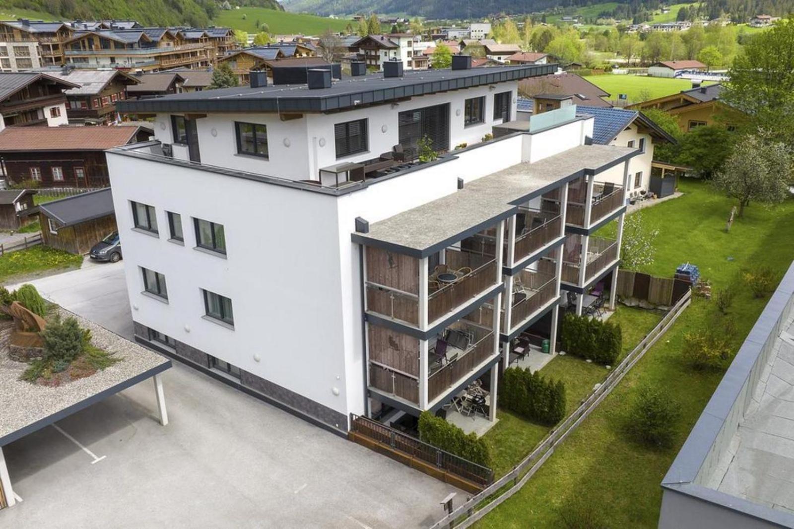 Appartement Pegasus Top 4 Neukirchen am Großvenediger Exterior foto